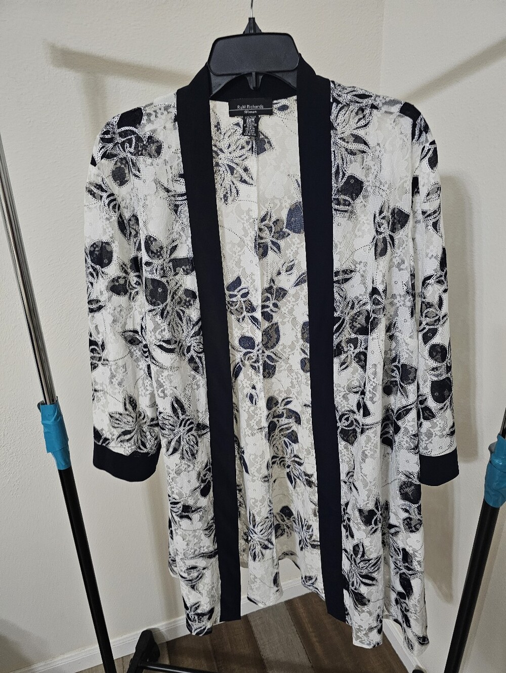 Women's Clothing (921)